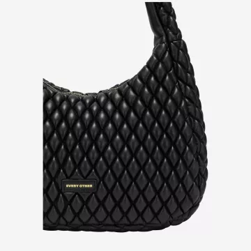 12160-black-detail