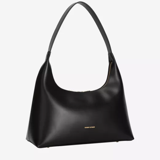 12040-black-front Model