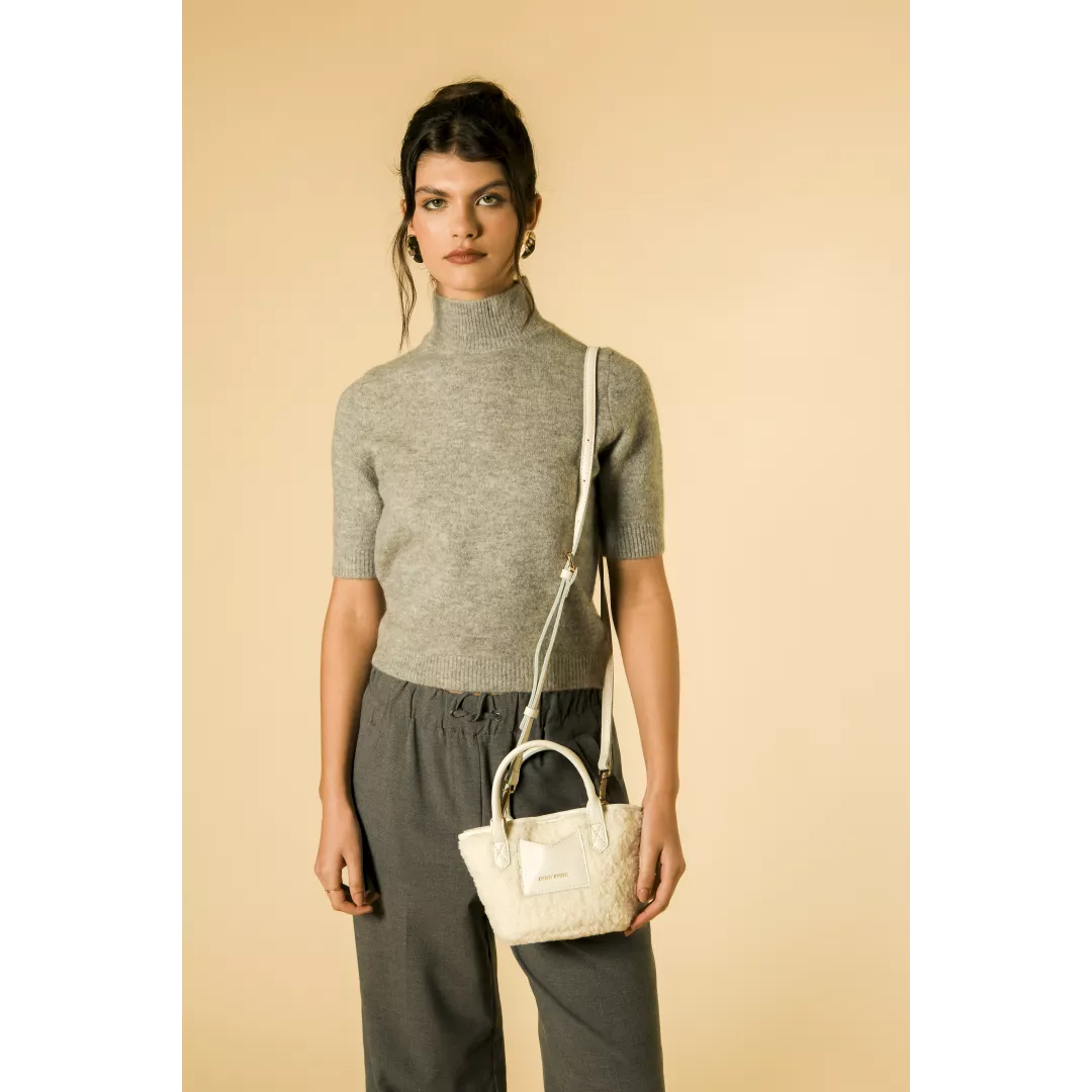 model-(12037-white-front)-2