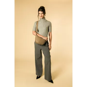 model-(12028-taupe-front)-1
