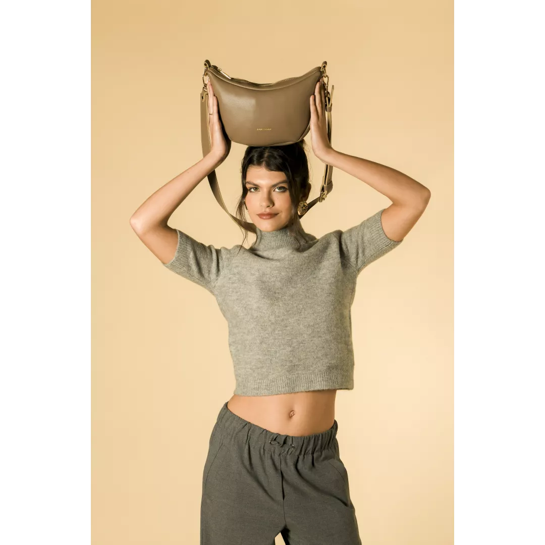 model-(12028-taupe-front)-2