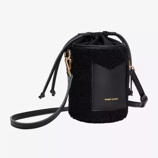 12038-black-front Model
