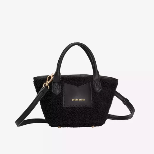 12037-black-front Model